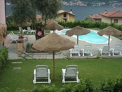 Sleeps 6 Pool Wifi Willa *