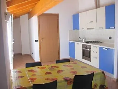 Sleeps 6 Pool Wifi Ossuccio