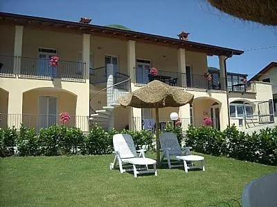 Sleeps 6 Pool Wifi Villa